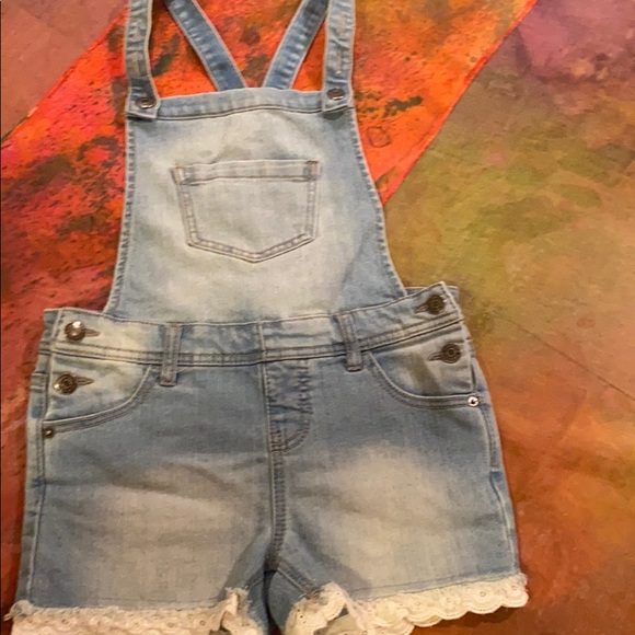 Cat & Jack Other - Adorable Girl’s Jean Overall Shorts